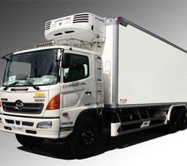 Vận chuyển và giao nhận hàng hóa bằng xe tải 15 tấn (xe 3 chân)
